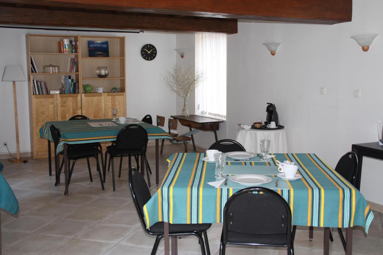La Ferme De La Place Bouvines Eksteriør billede